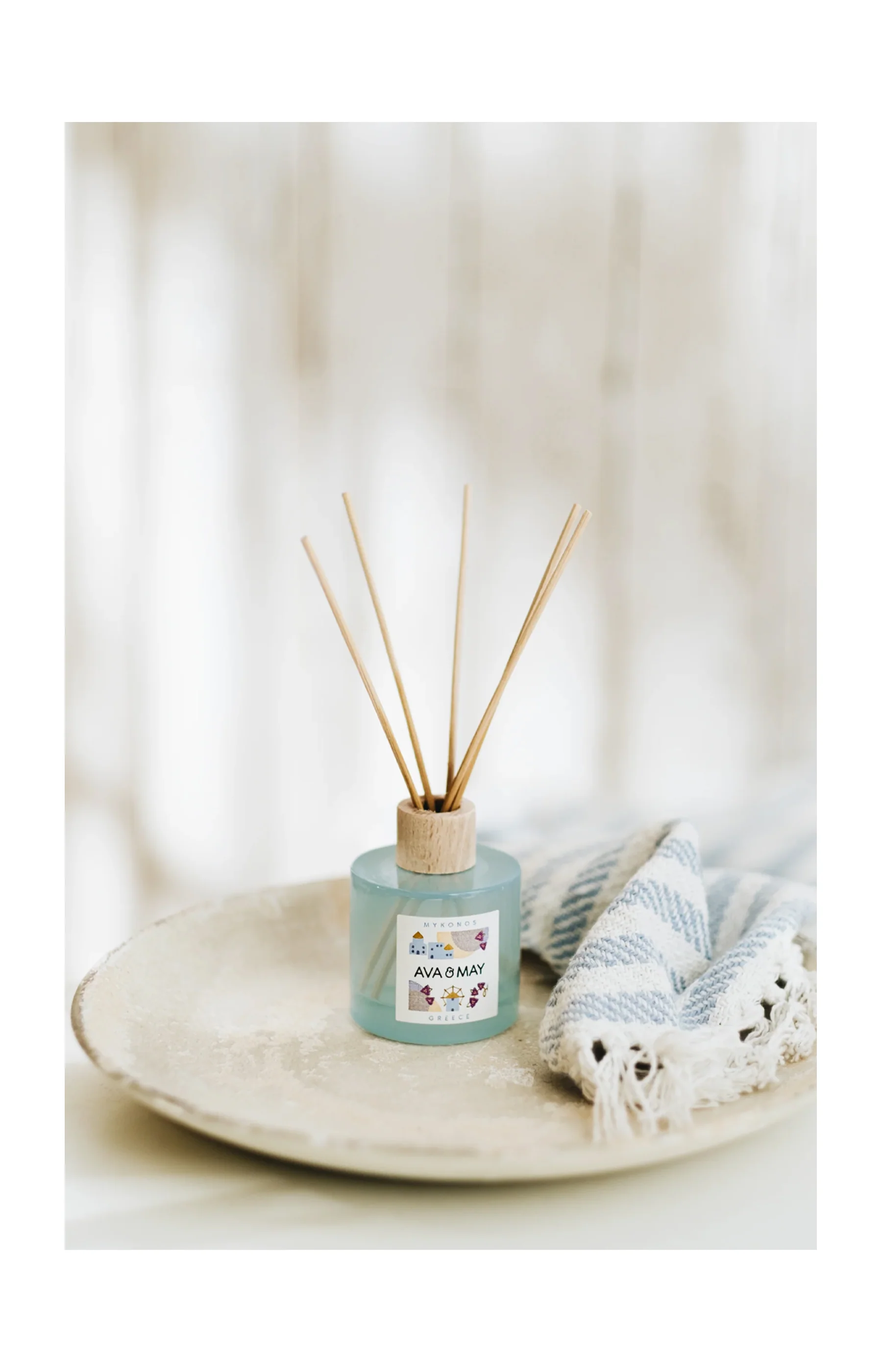 Diffuseur parfum d’ambiance - Mykonos - Fraise & bois de cachemire - 100 ml - Image 2
