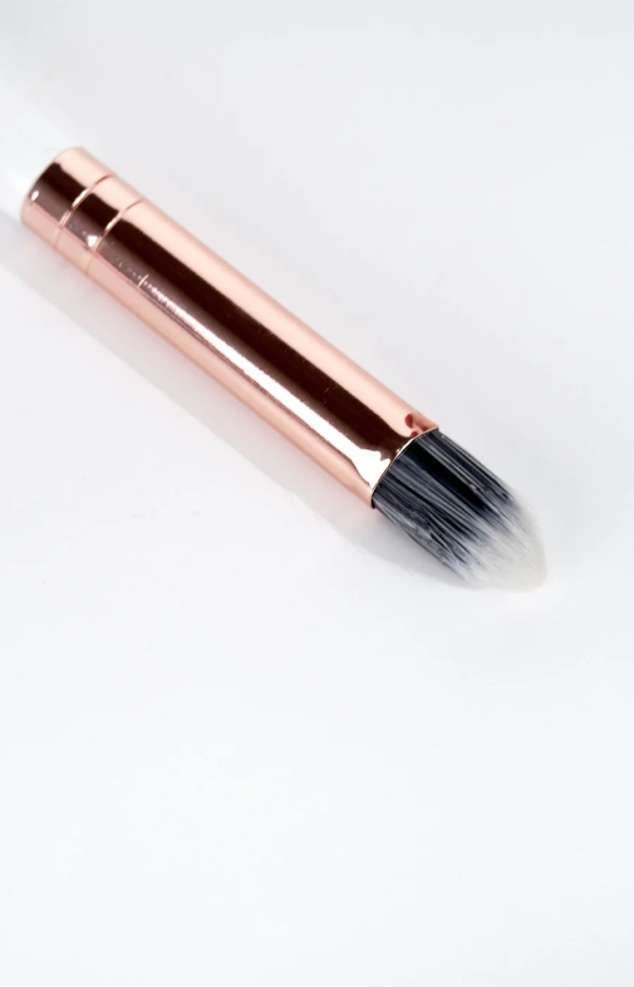 Pinceau contouring & highlighter - White & Gold - Teint - Image 3