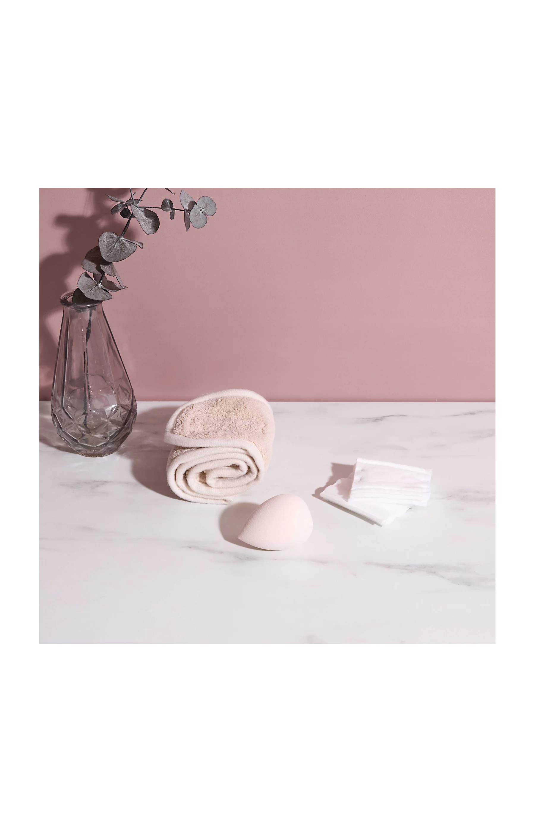 Coffret essentiels maquillage - Image 3