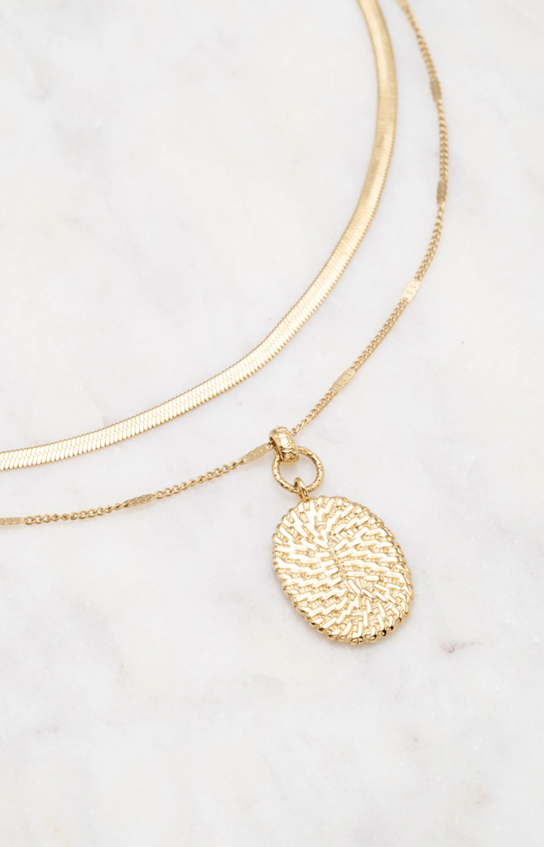 Collier double rangs avec pendentif - Acier inoxydable - Doré - Image 2