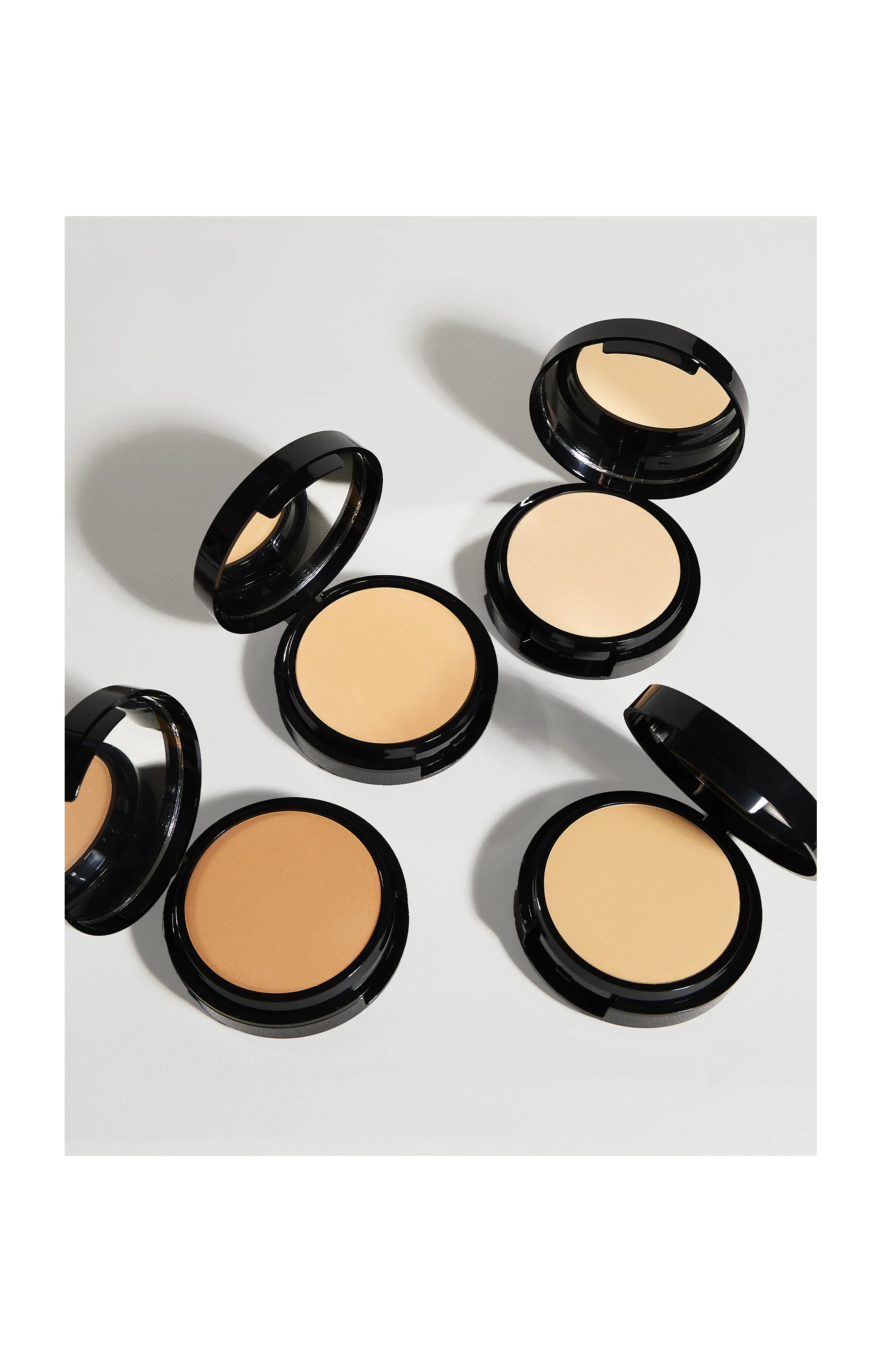 Fond de teint compact - 10 g - Image 7