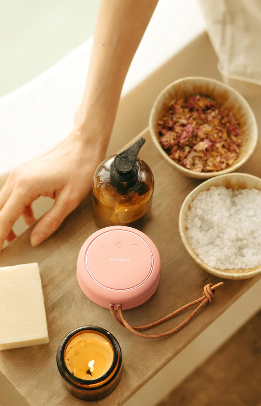 LUNA™ 4 - Appareil nettoyant & exfoliant - Corps - Peach Perfect - Image 3