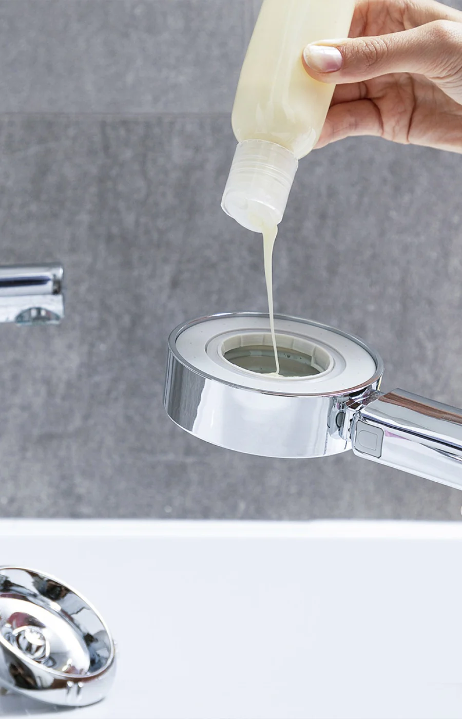 Pommeau de douche - Distributeur intégré - Image 3