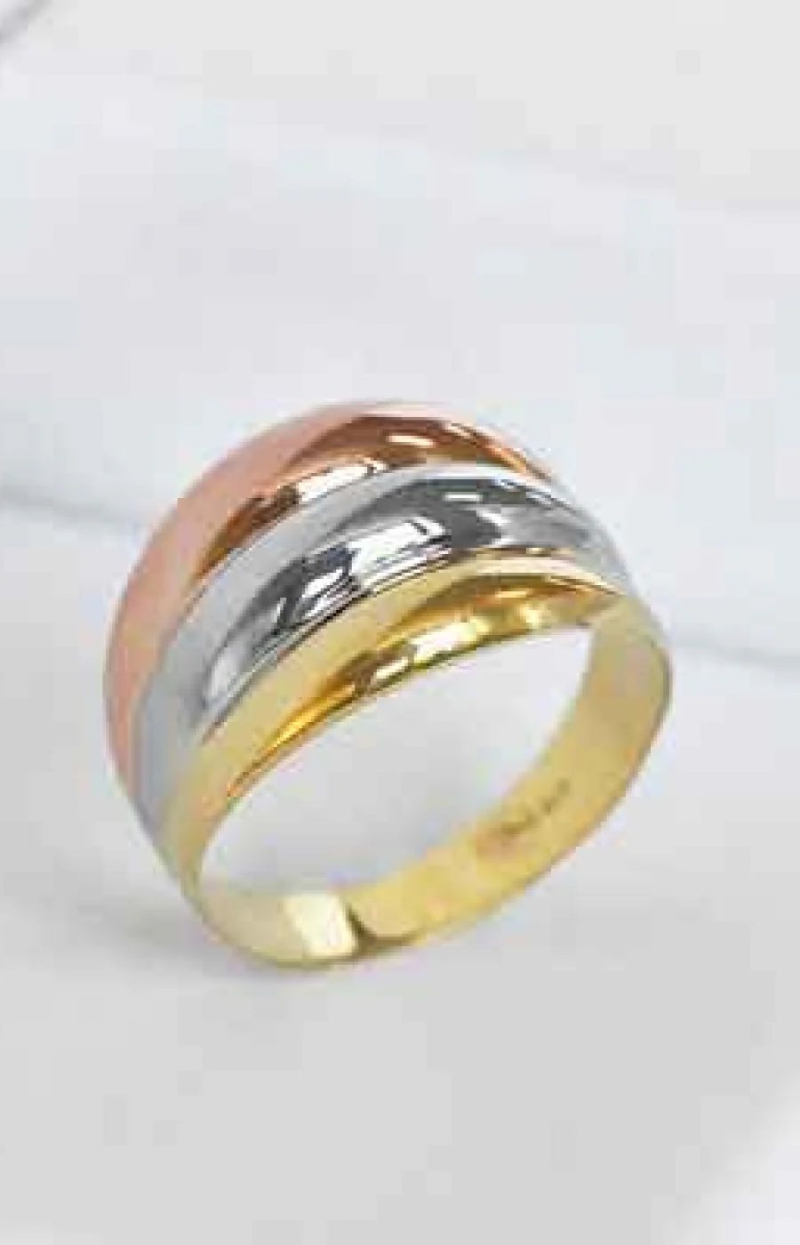 Bague Trianon - Or jaune, or rose & or blanc 375/1000 - Image 2