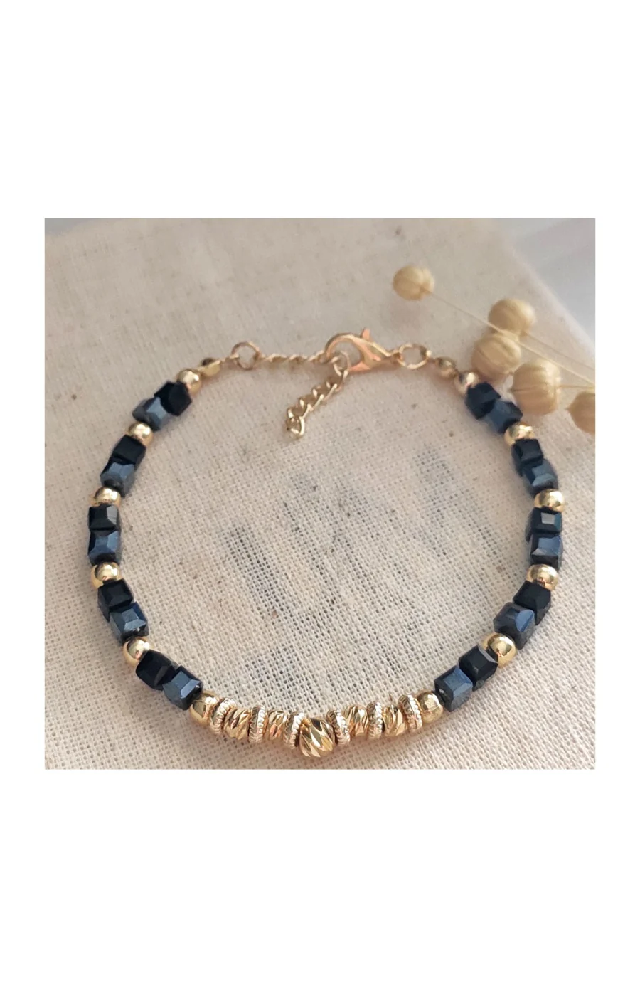 Bracelet ajustable - Laiton plaqué or & perles noires