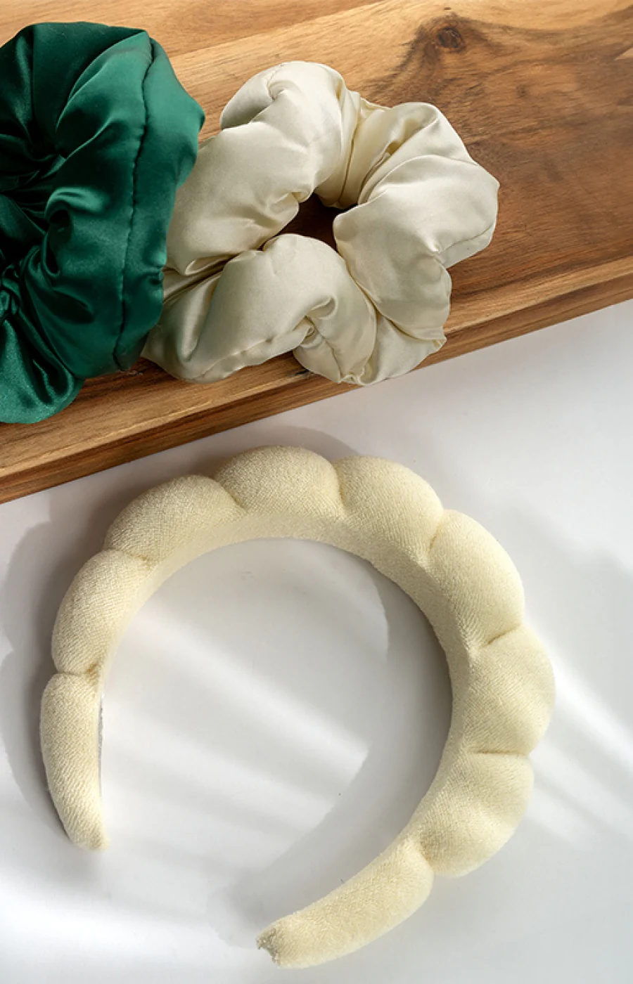 Kit accessoires cheveux - Serre tête & chouchous - Vert & beige - 3 produits - Image 3